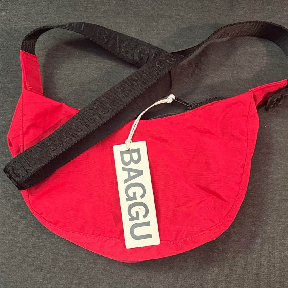 Small Baggu Crescent Vibrant Red Crossbody Bag